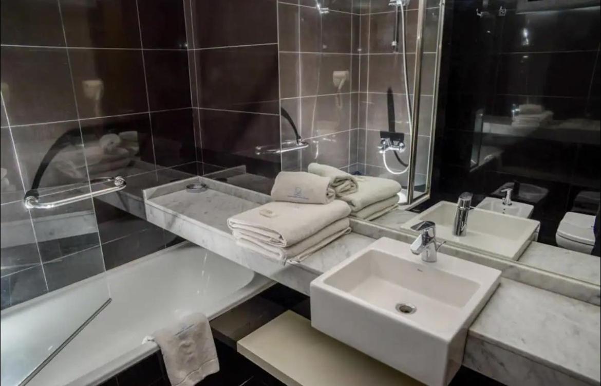 Moderno Con Piscina, Y Jacuzzi En Recoleta Apartment *